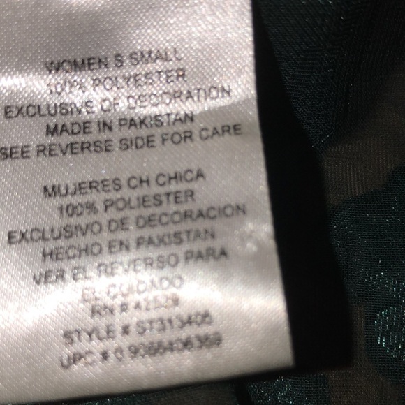 Secret Treasures small emerald green floral robe - Picture 7 of 10